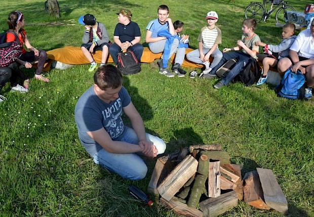 Wycieczka rowerowa liturgicznej służby ołtarza do Chłopic