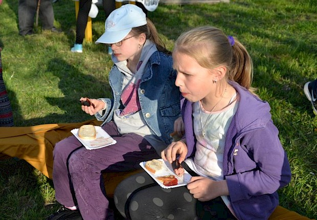 Wycieczka rowerowa liturgicznej służby ołtarza do Chłopic