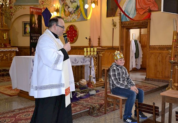 Rekolekcje wielkopostne dla Zespołu Szk&oacute;ł w Wierzbnej