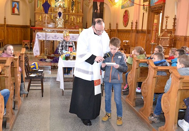 Rekolekcje wielkopostne dla Zespołu Szk&oacute;ł w Wierzbnej