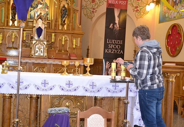 Rekolekcje wielkopostne dla Zespołu Szk&oacute;ł w Wierzbnej