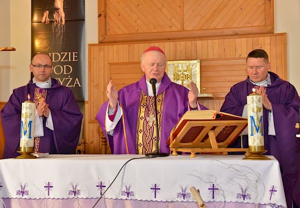 Wizytacja kanoniczna ks. bpa Adama Szala