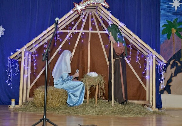 Jasełka i II Parafialny Przegląd Kolęd i Pastorałek