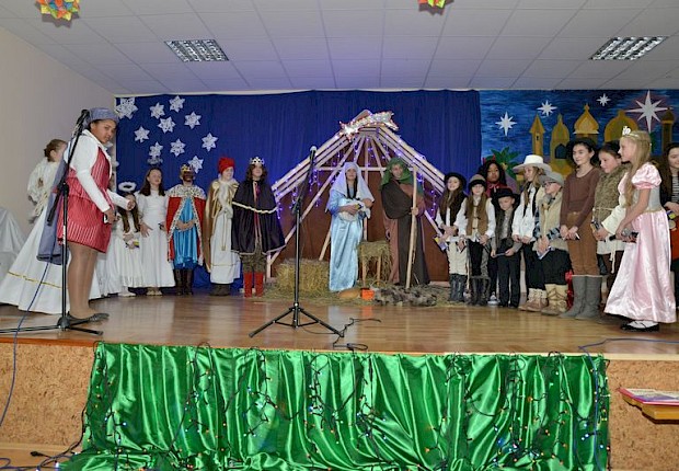 Jasełka i II Parafialny Przegląd Kolęd i Pastorałek