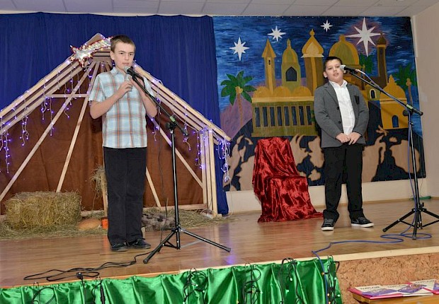 Jasełka i II Parafialny Przegląd Kolęd i Pastorałek