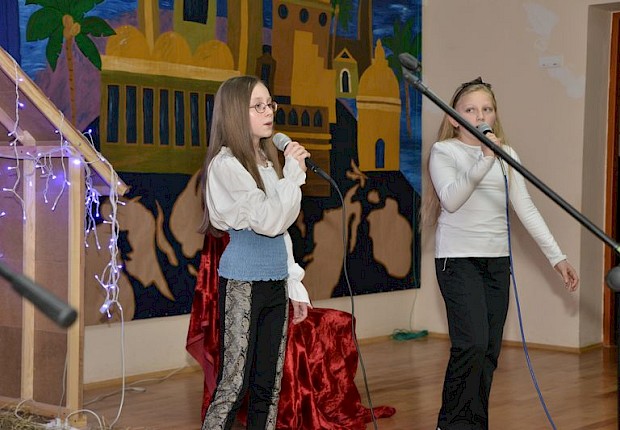 Jasełka i II Parafialny Przegląd Kolęd i Pastorałek