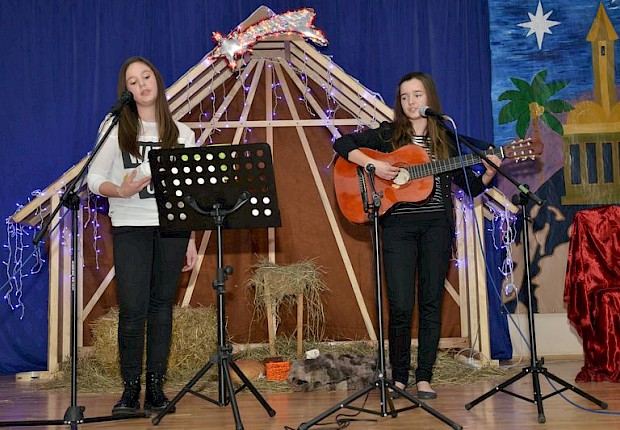 Jasełka i II Parafialny Przegląd Kolęd i Pastorałek