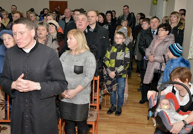 Jasełka i II Parafialny Przegląd Kolęd i Pastorałek