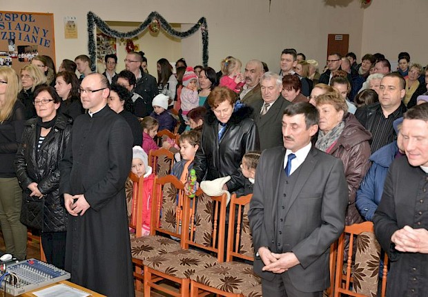 Jasełka i II Parafialny Przegląd Kolęd i Pastorałek