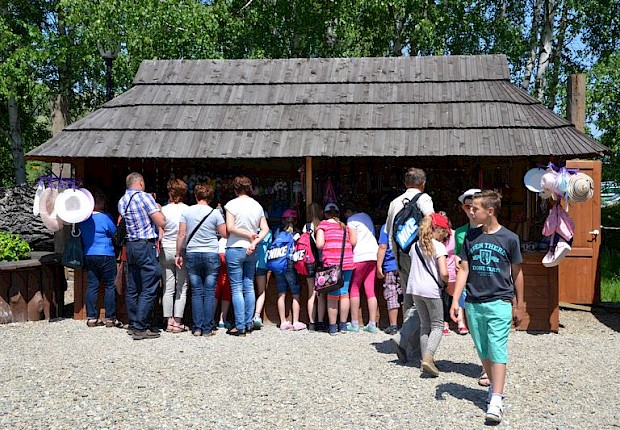 Wycieczka liturgicznej służby ołtarza