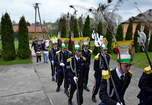 Wielka Sobota - poświęcenie pokarm&oacute;w