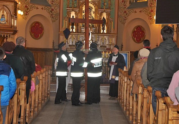 Parafialna droga krzyżowa