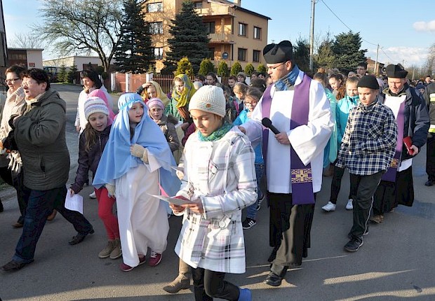 Parafialna droga krzyżowa