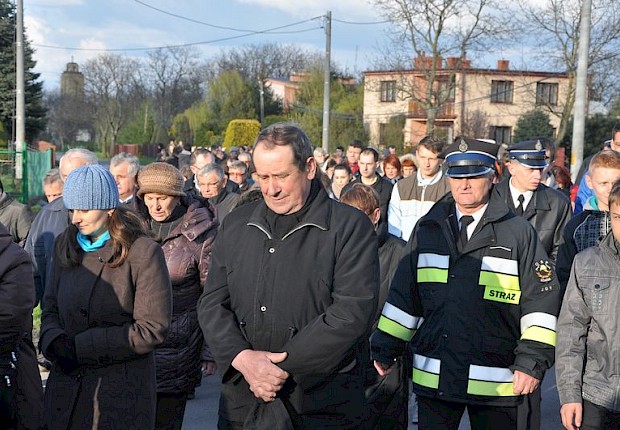 Parafialna droga krzyżowa