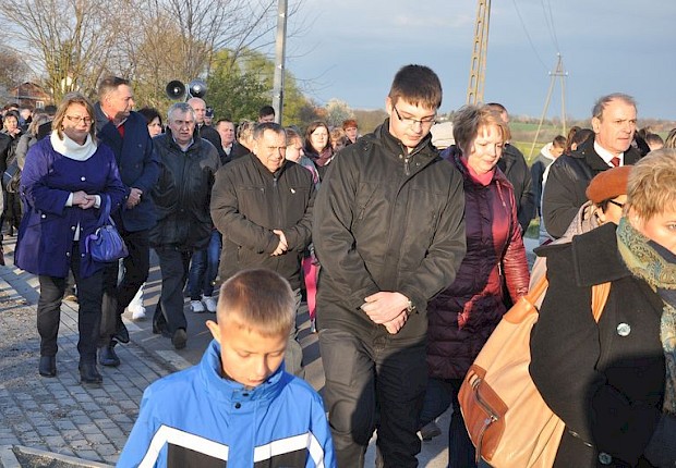 Parafialna droga krzyżowa