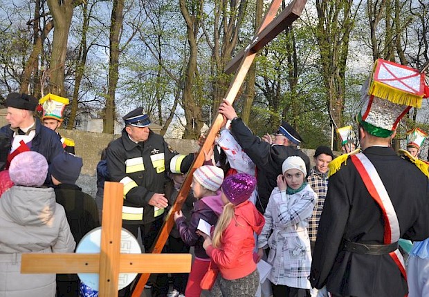 Parafialna droga krzyżowa