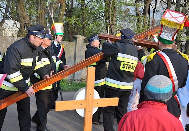 Parafialna droga krzyżowa
