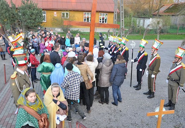 Parafialna droga krzyżowa
