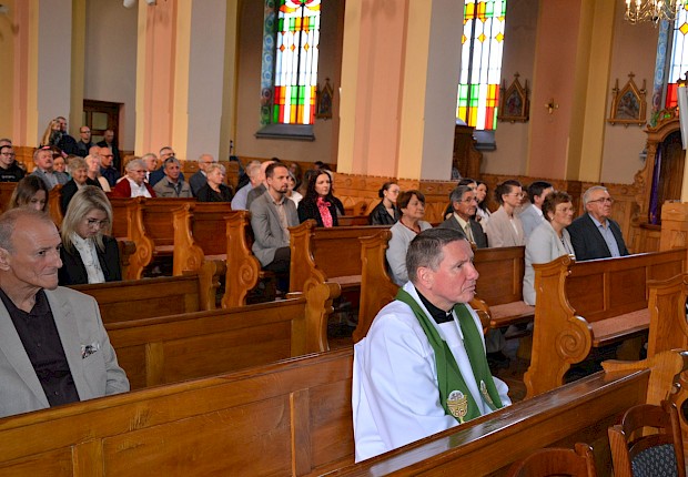 Goście z Papui Nowej Gwinei: bp Paul Sundu i Rodak ks. Łukasz Hołub