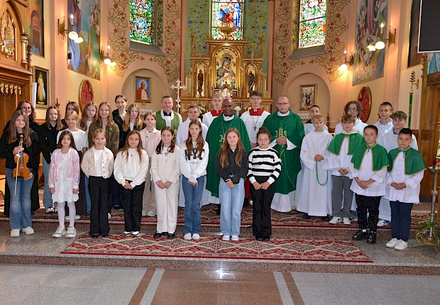 Goście z Papui Nowej Gwinei: bp Paul Sundu i Rodak ks. Łukasz Hołub